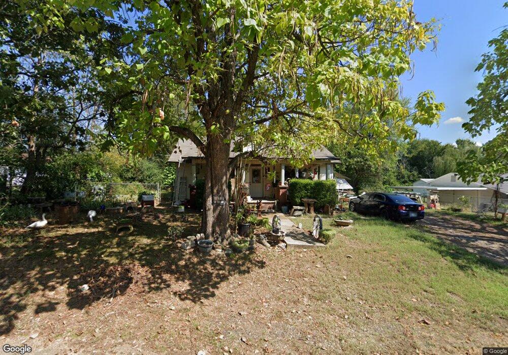 107 N Baker St, Muldrow, OK 74948 - photo 1