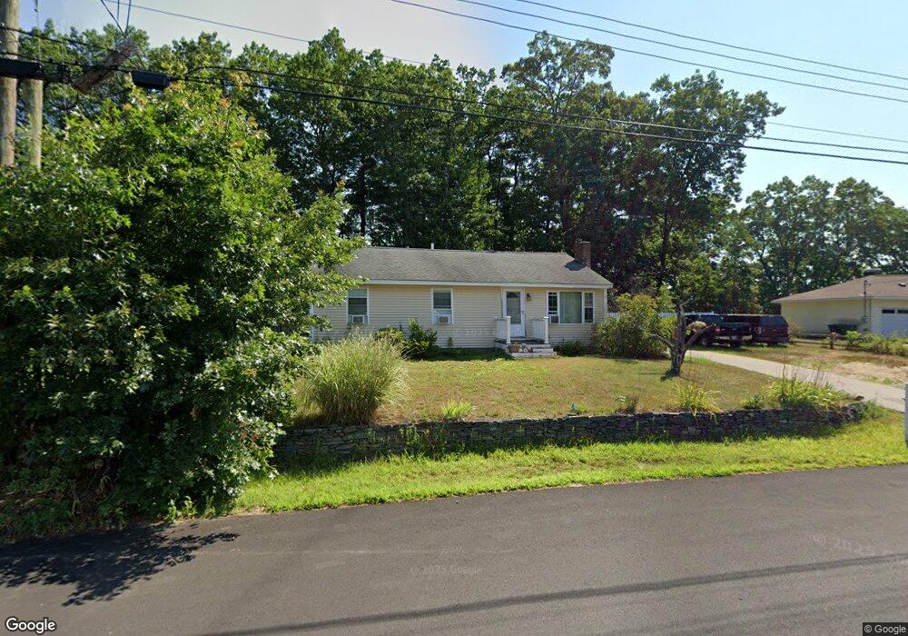 8 Greenlay St, Nashua, NH 03063 - photo 1