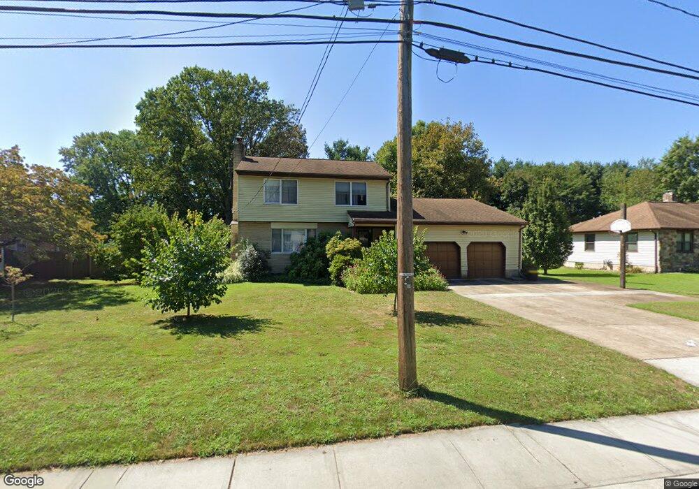 7 Leshin Ln, Hightstown, NJ 08520 - photo 1