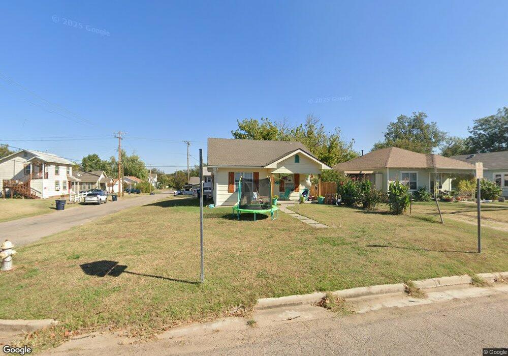 831 N Louisa Ave, Shawnee, OK 74801 - photo 1