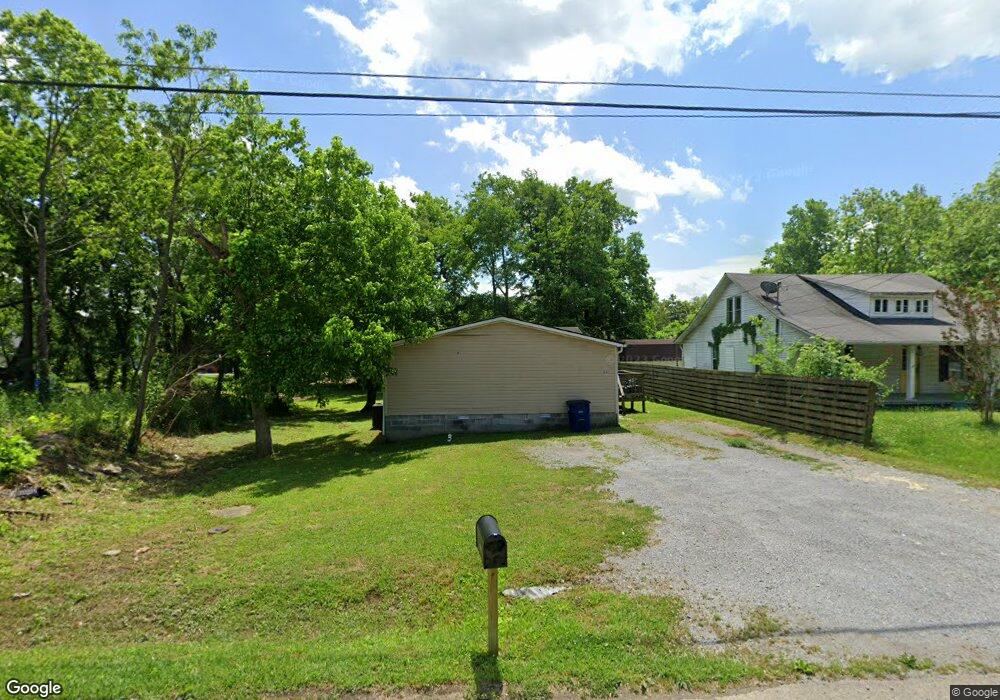 326 White St, Shelbyville, TN 37160 - photo 1