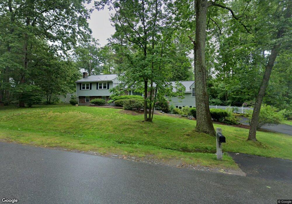 18 Cortland St, Londonderry, NH 03053 - photo 1