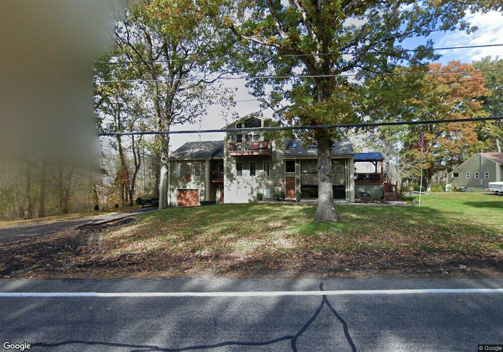 825 Aldrich St, Uxbridge, MA 01569 - photo 1