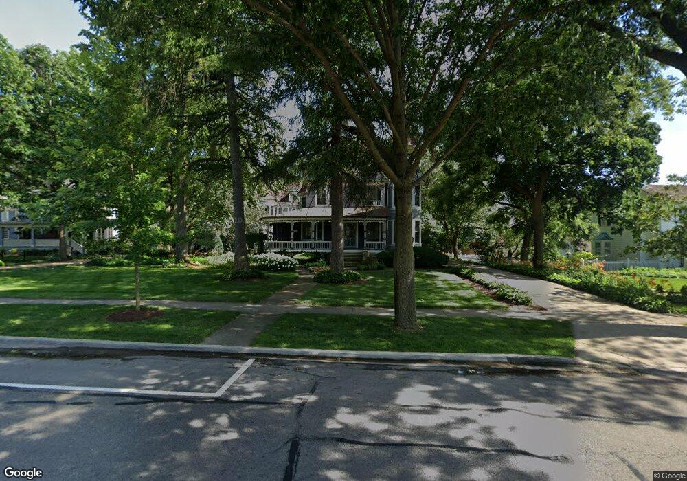 320 E Chicago Ave, Naperville, IL 60540 - photo 1