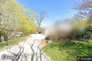 29 Barkers Point Rd, Port Washington, NY 11050