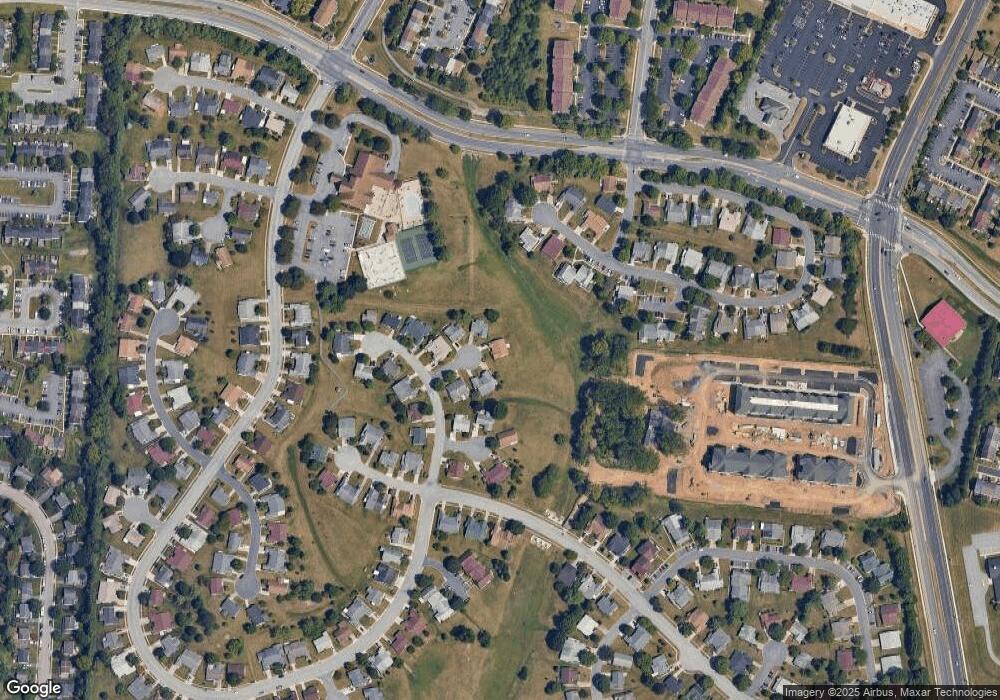 6909 Hackberry Ct, Frederick, MD 21703 - photo 1