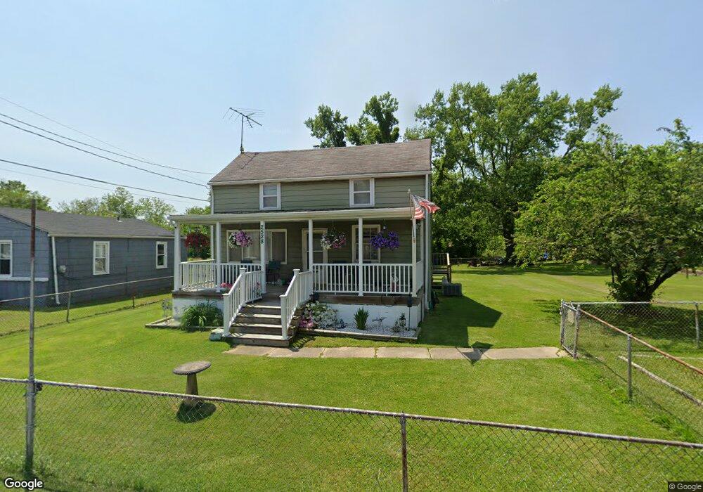 2528 School House Ln, Sparrows Point, MD 21219 - photo 1