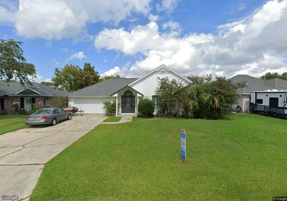 415 Moonraker Dr, Slidell, LA 70458 - photo 1