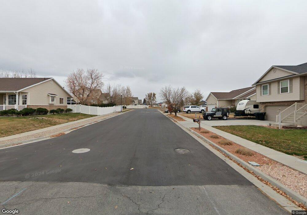 1470 N 2225 W, Clinton, UT 84015 - photo 1