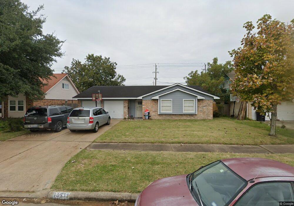 10511 Kirkhall Dr, Houston, TX 77089 - photo 1
