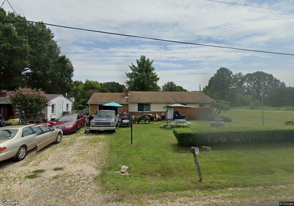 890 Ebb Tide Dr, Colonial Beach, VA 22443 - photo 1