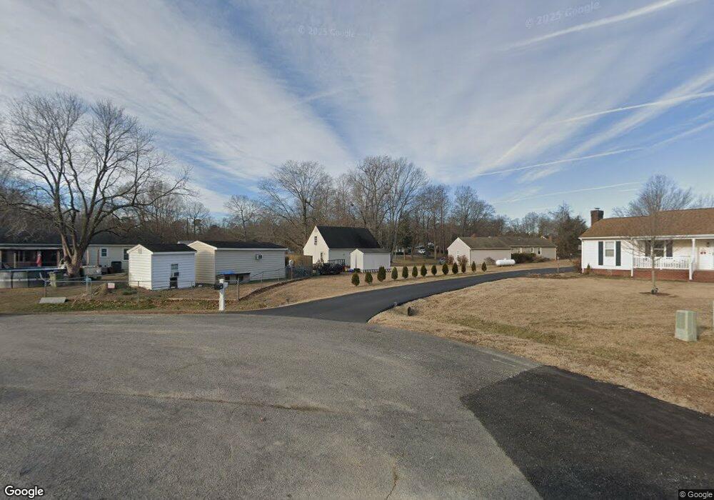 8036 Quinton Cir, Quinton, VA 23141 - photo 1