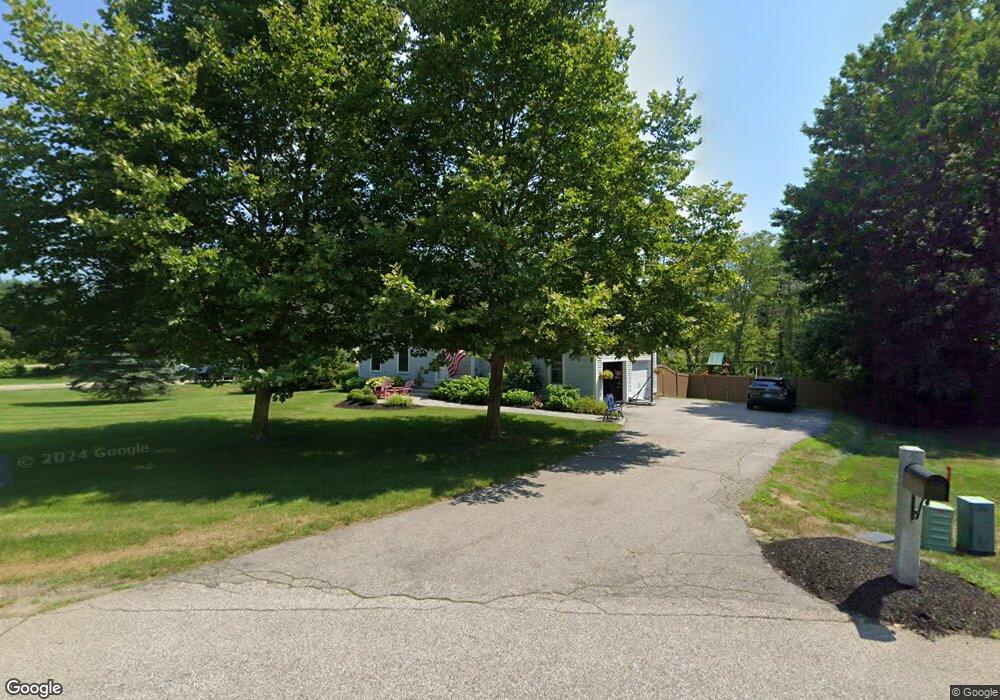 28 Mastin Dr, Newmarket, NH 03857 - photo 1