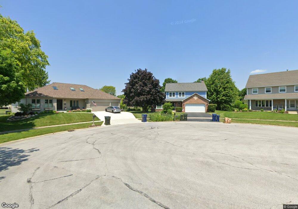 1605 Valley Ridge Ct, Naperville, IL 60565 - photo 1