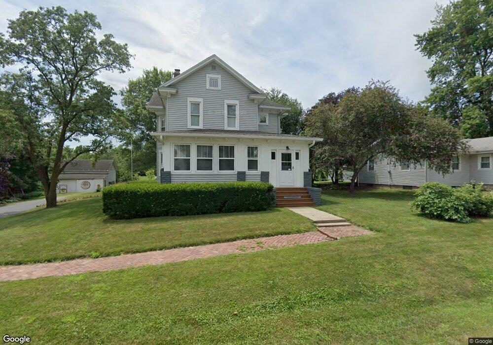 135 E Lincoln St, Good Hope, IL 61438 - photo 1