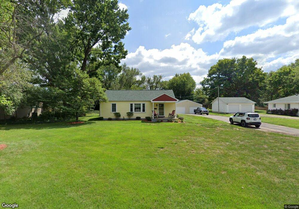 1803 Laurel Dr, Columbus, IN 47203 - photo 1