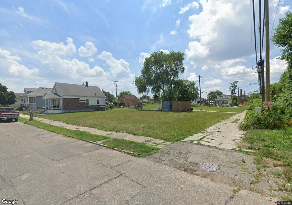 13217 Charest St, Detroit, MI 48212 - photo 1