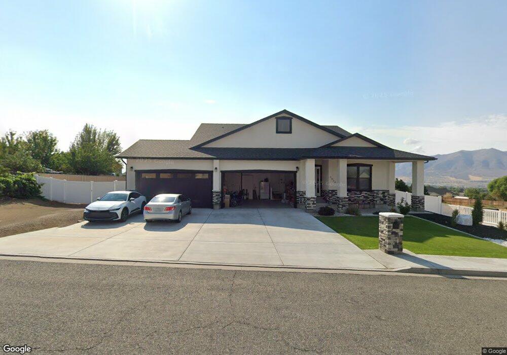 2820 Paiute St, Winnemucca, NV 89445 - photo 1