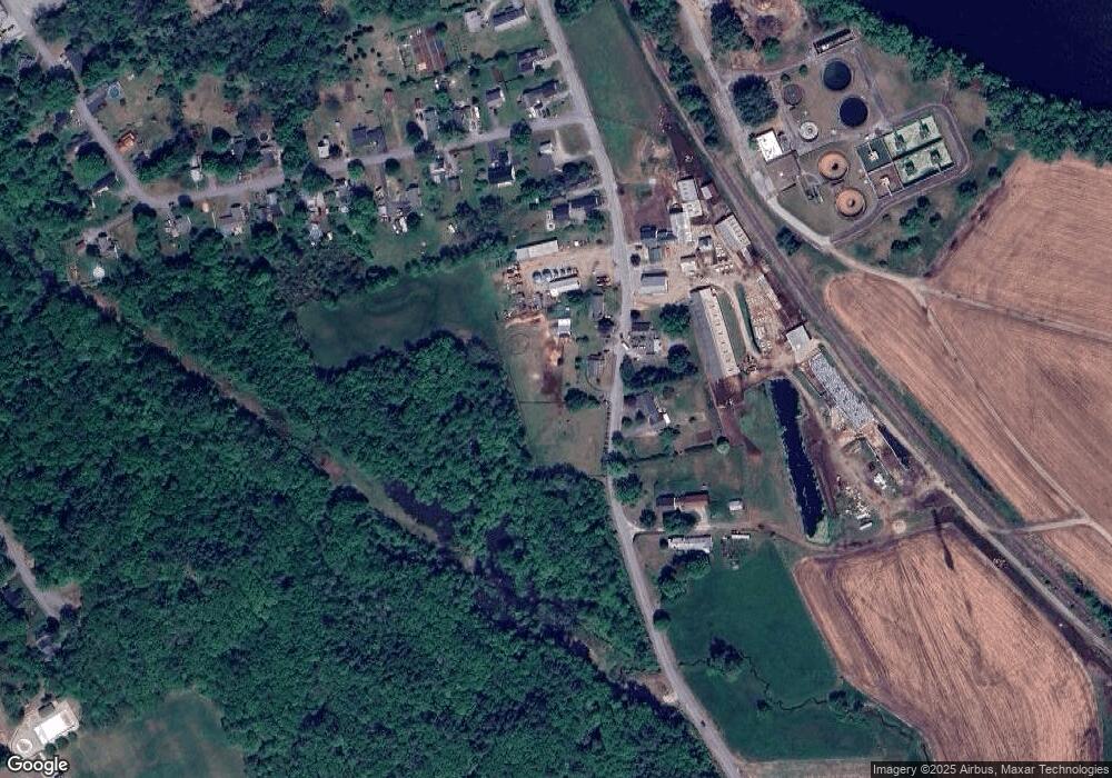 34 Penacook St, Penacook, NH 03303 - photo 1