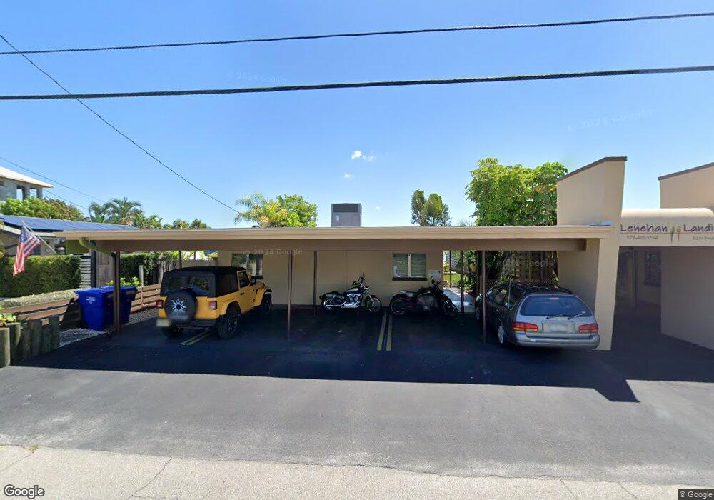 8251 Bayshore Dr unit C, Treasure Island, FL 33706 - photo 1