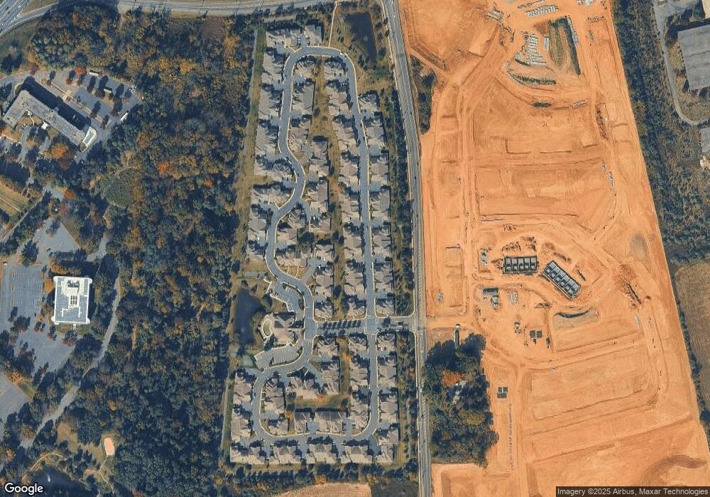 502 Schindler Dr N unit 502, Monmouth Junction, NJ 08852 - photo 1