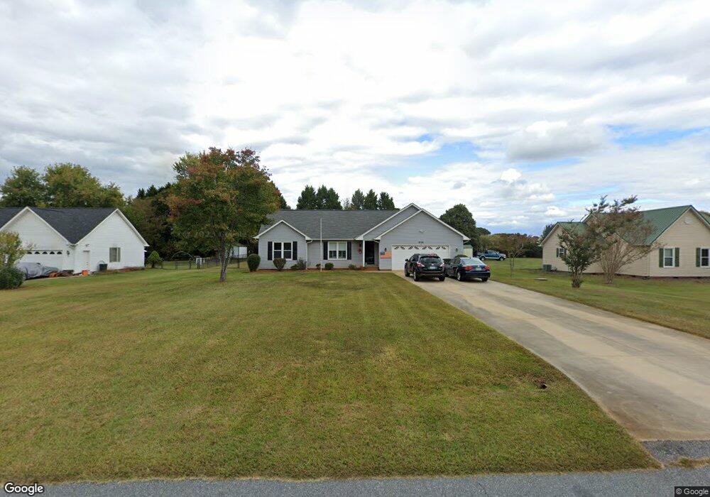 208 Antler Dr, Statesville, NC 28625 - photo 1