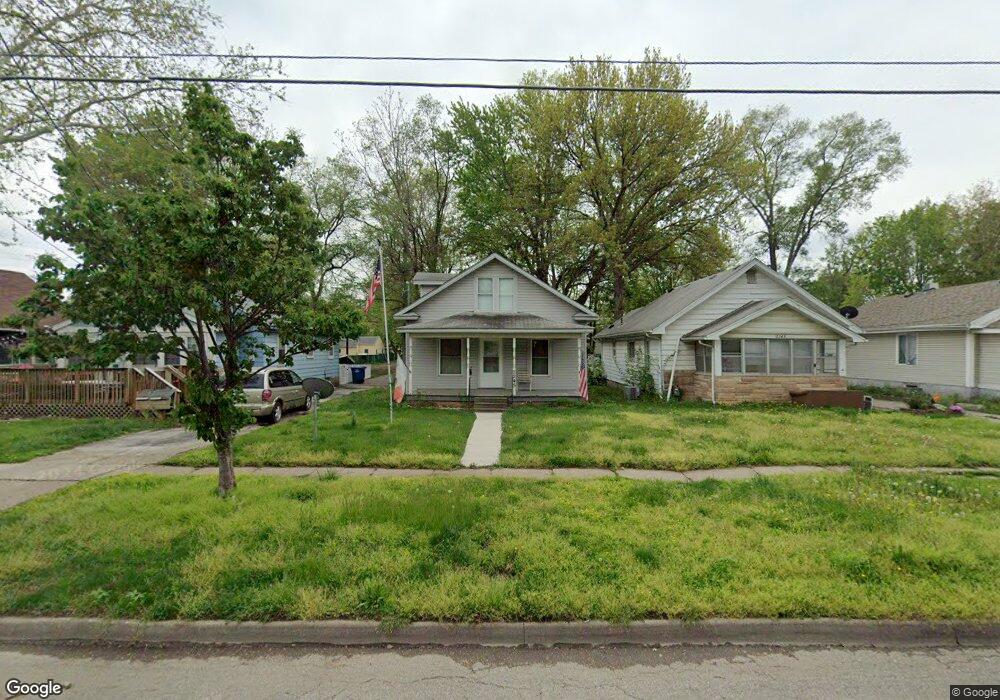2245 E Grand Ave, Des Moines, IA 50317 - photo 1