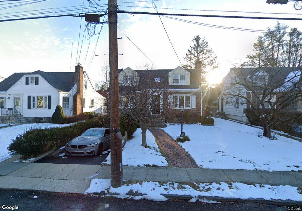 690 Kimball Ave, Yonkers, NY 10704 - photo 1