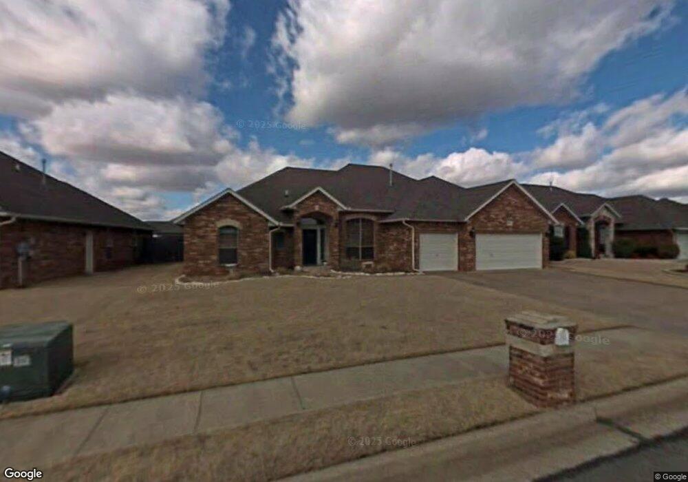 2501 Richland Dr, Edmond, OK 73012 - photo 1