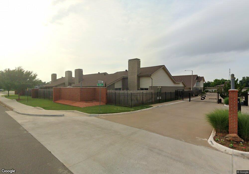 11311 Benttree Cir unit 11311, Oklahoma City, OK 73120 - photo 1