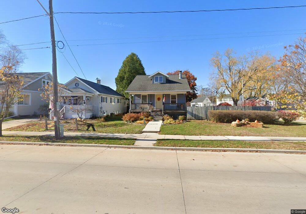 1234 N 18th St, Manitowoc, WI 54220 - photo 1