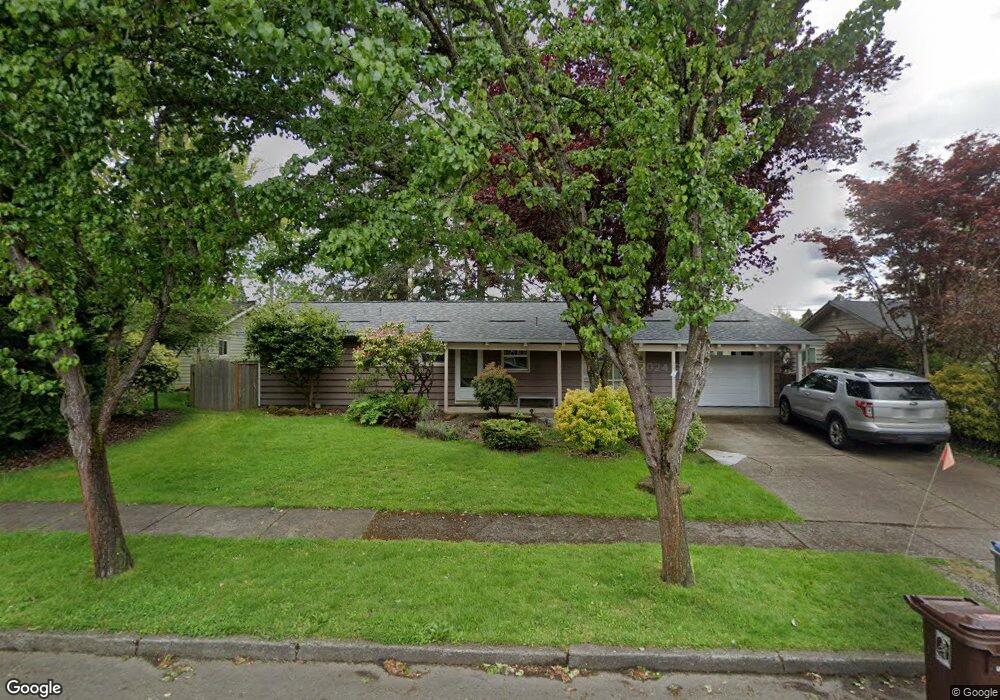 1745 SW Glenview Ave, Portland, OR 97225 - photo 1