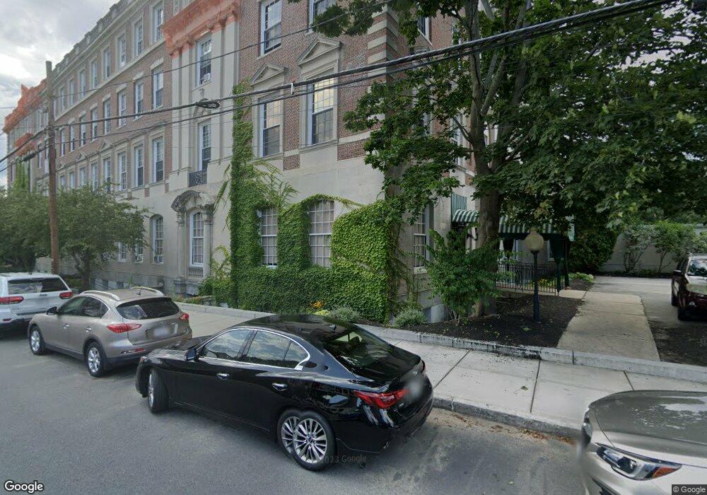 The Balmoral unit 404, Andover, MA 01810 - photo 1