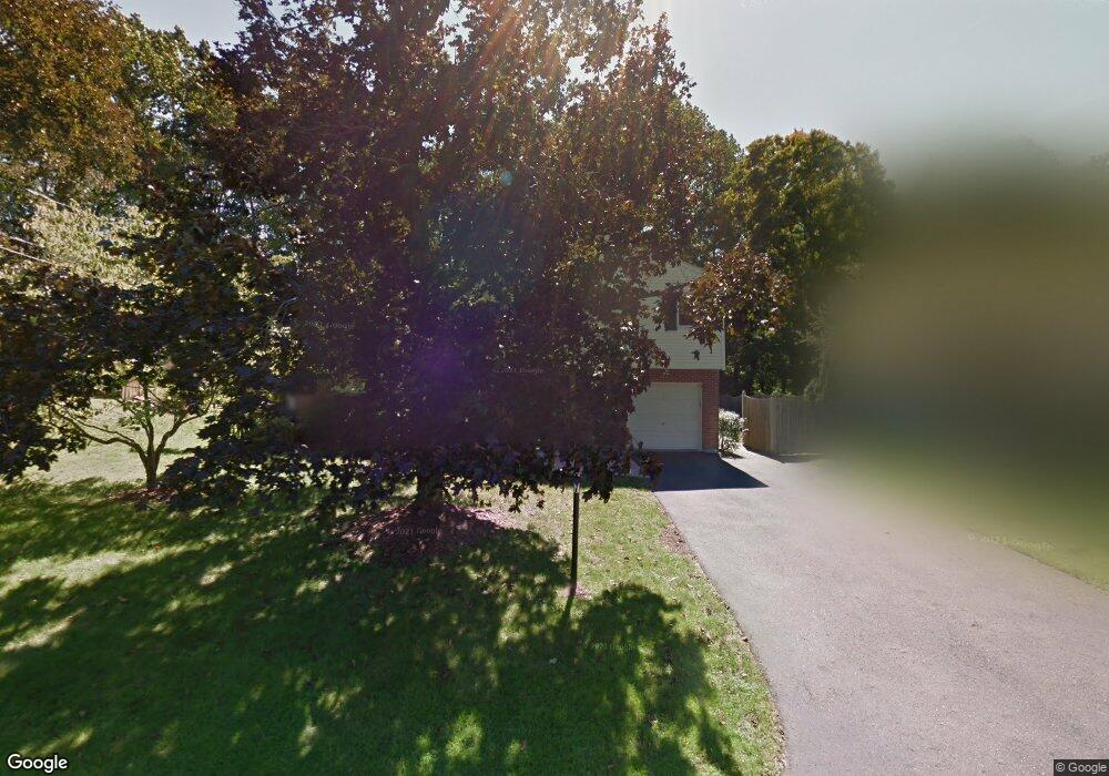 17 W Maxwell Dr, West Hartford, CT 06107 - photo 1