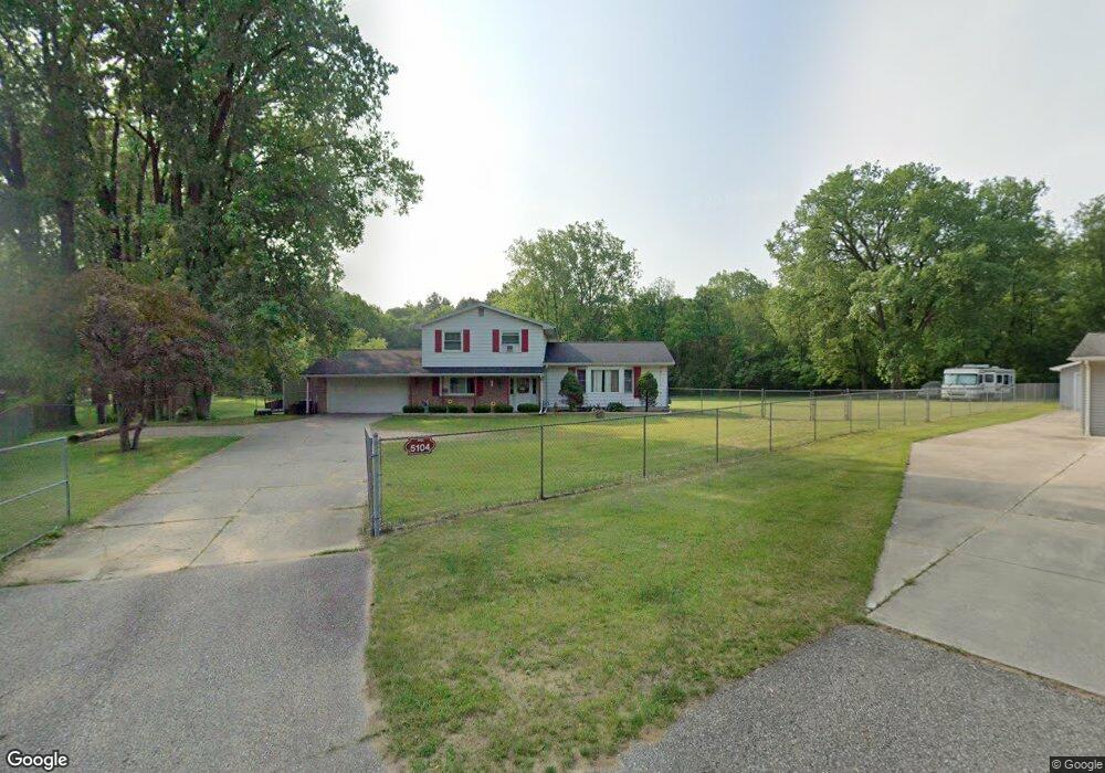 5104 Dennis St, Flint, MI 48506 - photo 1