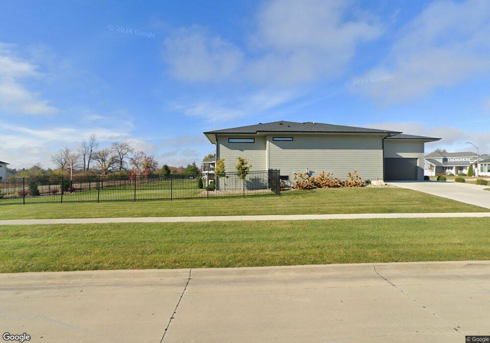 283 S 91st St, West Des Moines, IA 50266 - photo 1