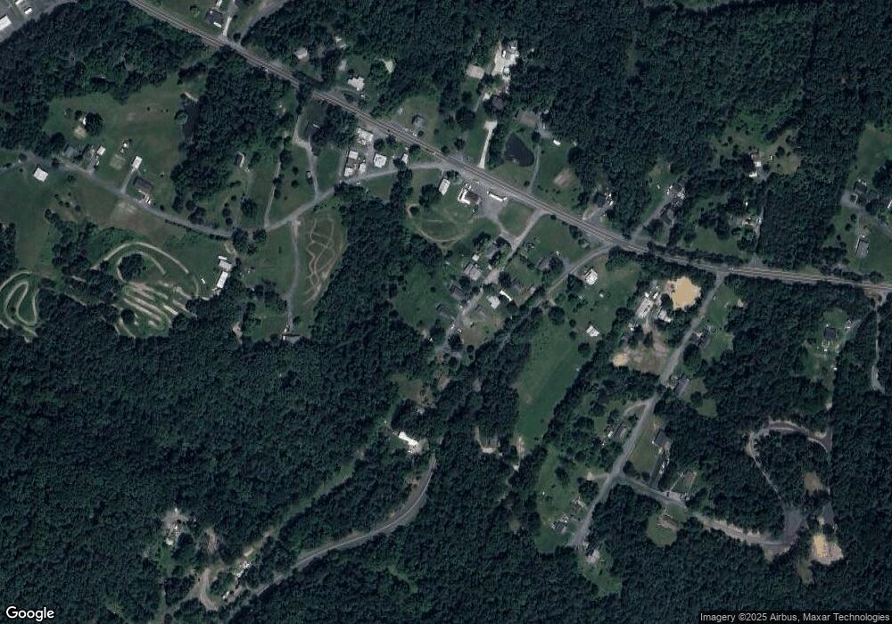 92 Fogle St, Front Royal, VA 22630 - photo 1