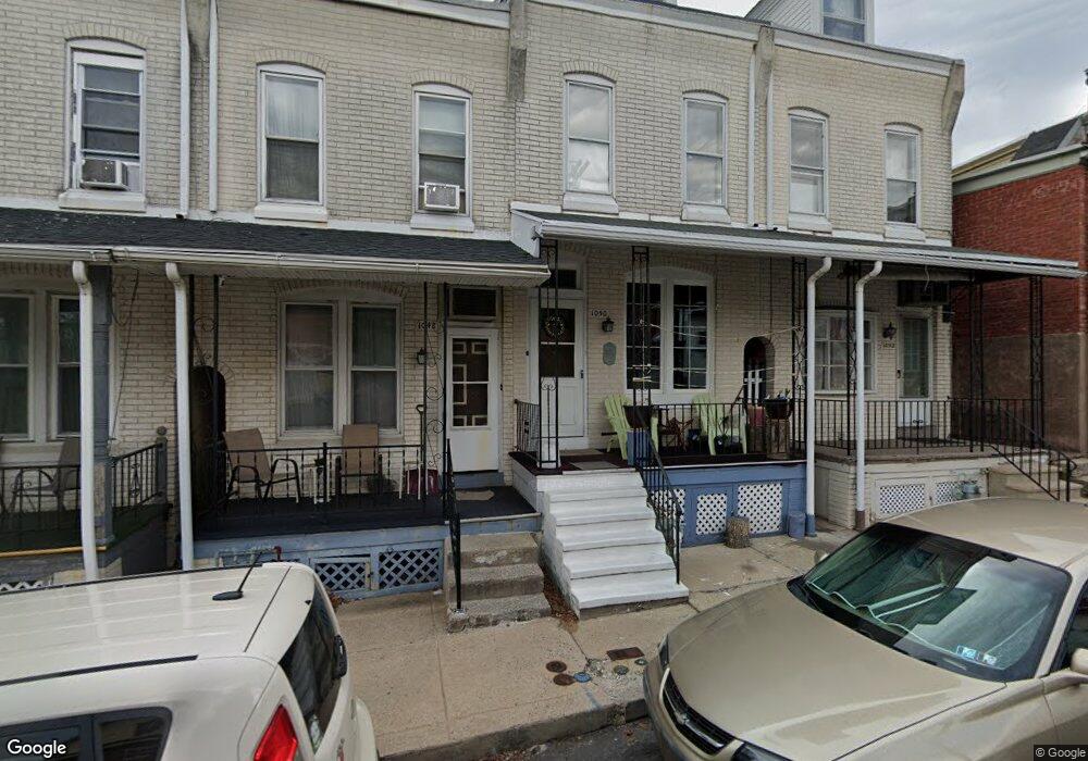 1050 Pear St, Reading, PA 19601 - photo 1