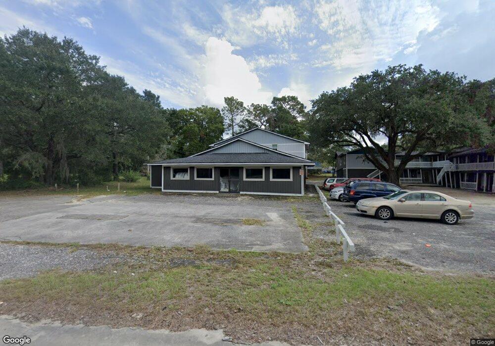 2411 S Fraser St unit Oak Tree Apts., reta, Georgetown, SC 29440 - photo 1