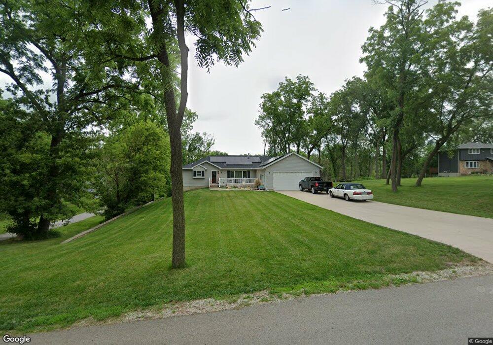 1920 W 48th St, Davenport, IA 52806 - photo 1