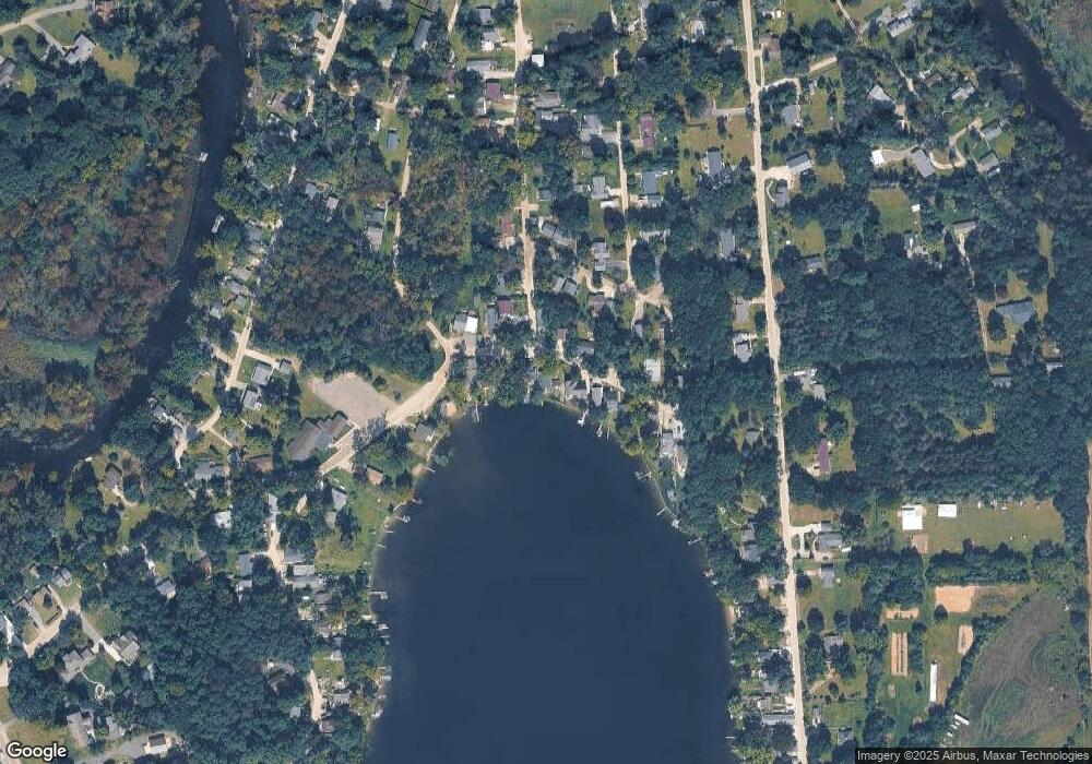 6508 Buckshore Dr, Whitmore Lake, MI 48189 - photo 1