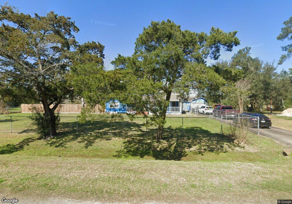 18806 Dunbar Cir, Alvin, TX 77511 - photo 1
