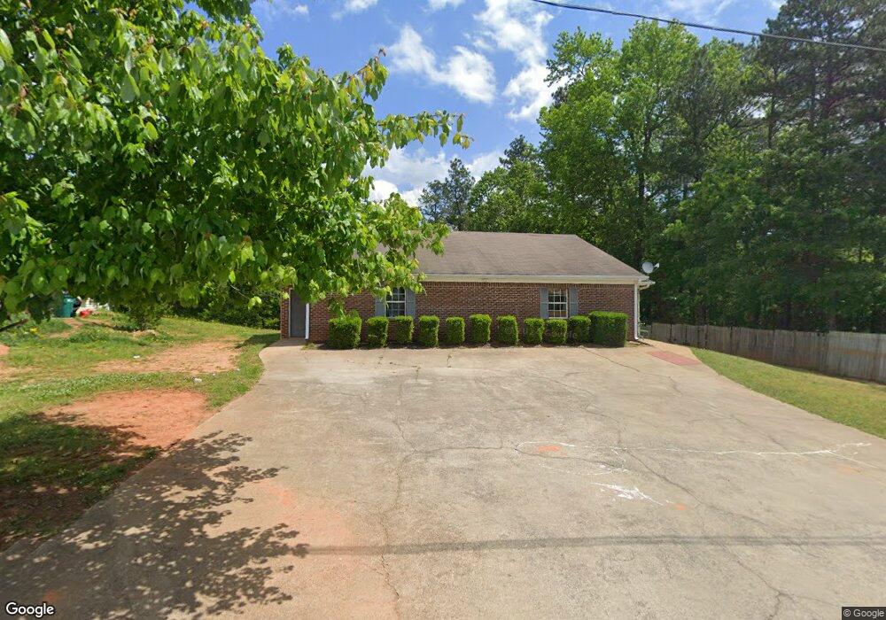 242 Wood Ave unit 2, Winder, GA 30680 - photo 1