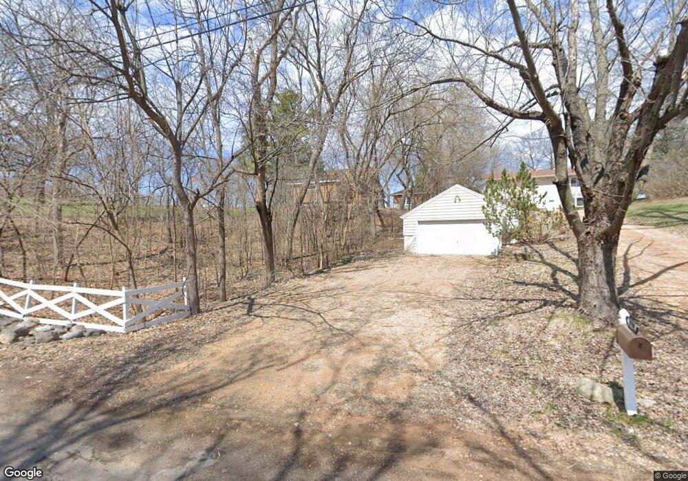 19720 Vine St, Excelsior, MN 55331 - photo 1