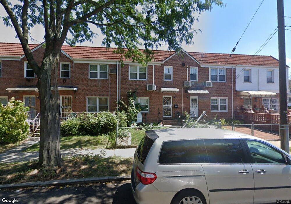 7649 169th St, Fresh Meadows, NY 11366 - photo 1