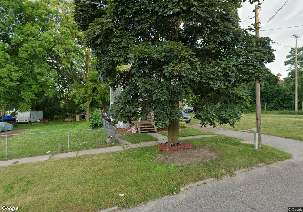 1106 Oak St, Flint, MI 48503 - photo 1