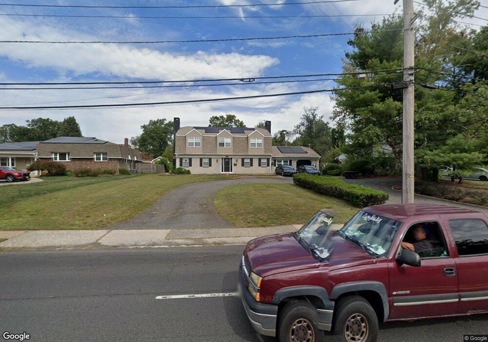 305 SE Union Ave, Middlesex, NJ 07080 - photo 1