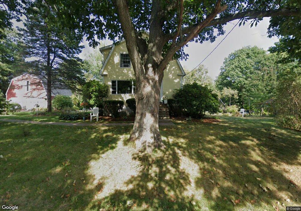 1256 Sawyer Rd, Cape Elizabeth, ME 04107 - photo 1