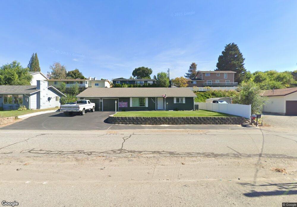 1609 Sunset Hwy N, East Wenatchee, WA 98802 - photo 1