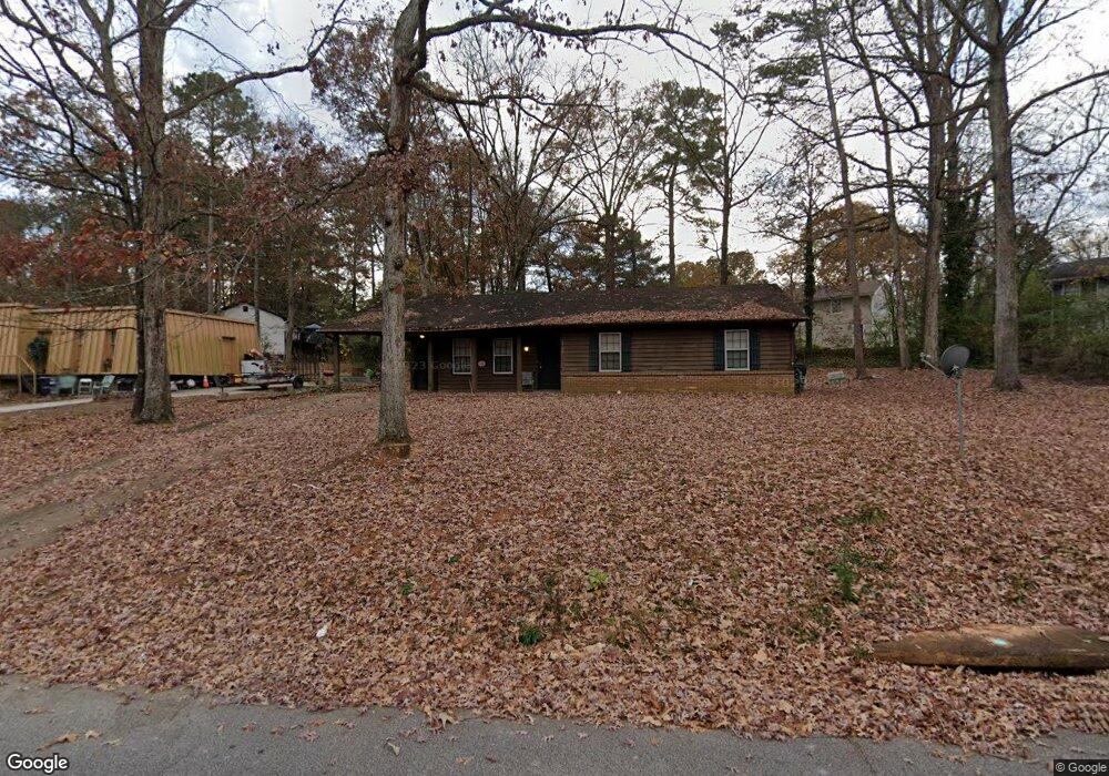 1762 Hunting Creek Ln SE, Conyers, GA 30013 - photo 1